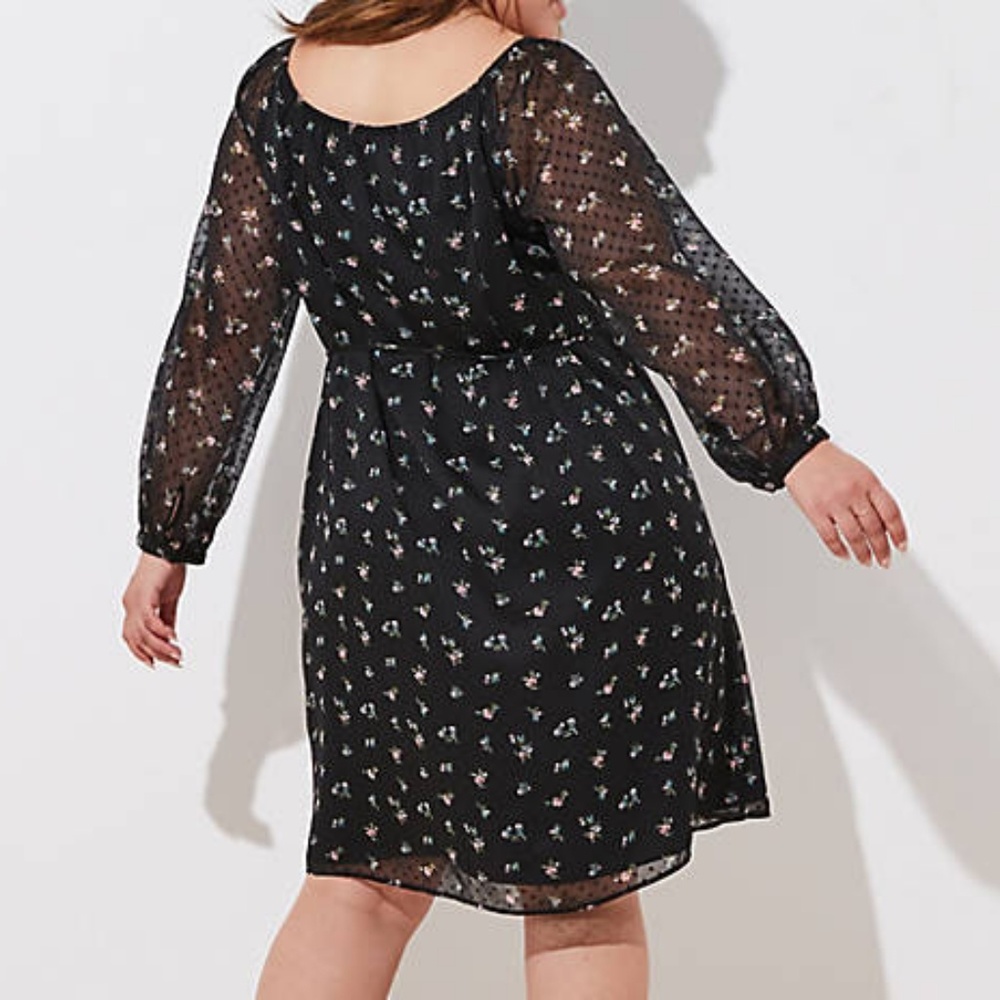 Loft Plus Black Floral square neck Dress size 18 - Picture 3 of 3